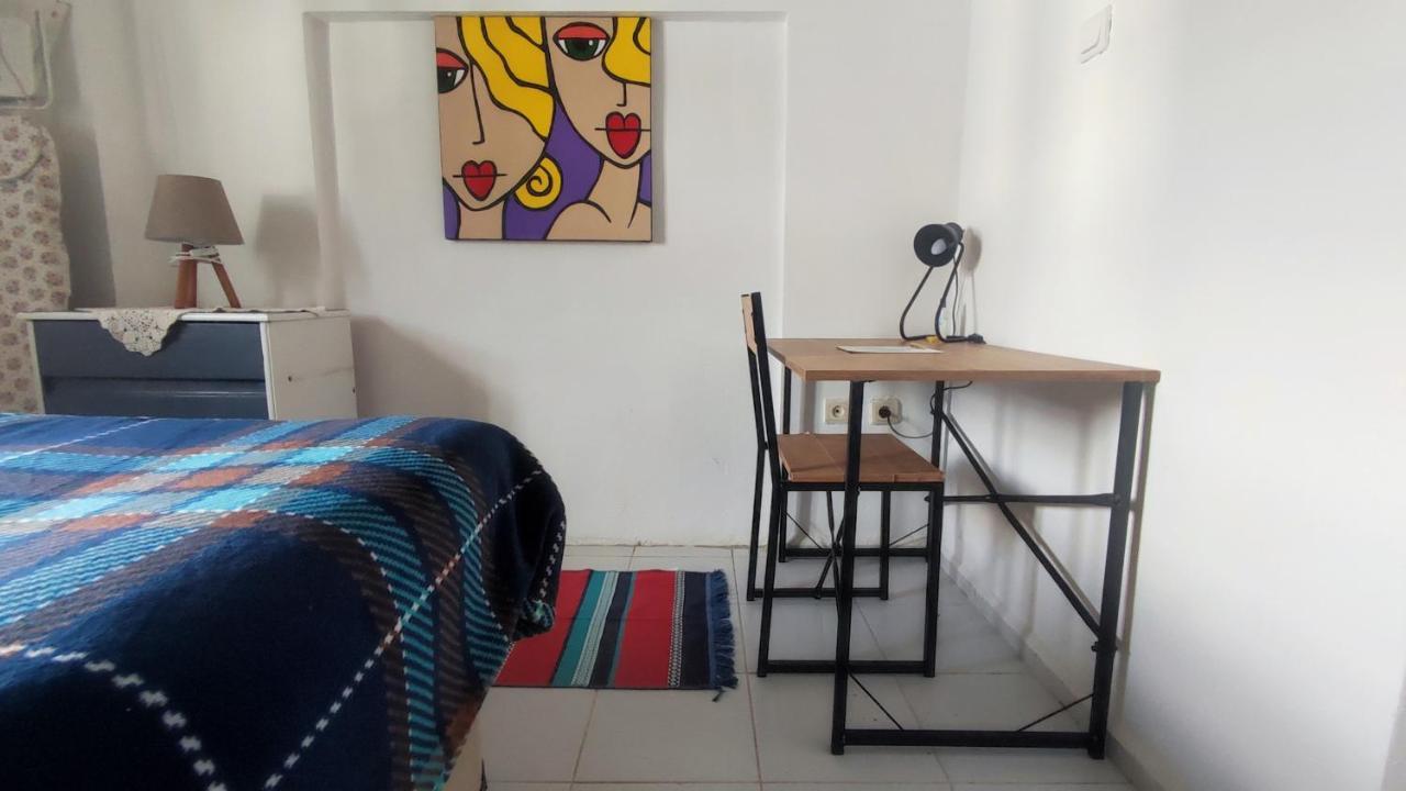 Central, Cozy, 15 Min Walk To The Beach, Fast Wi-Fi, Free Parking, 4Ppl Bodrum Exterior foto